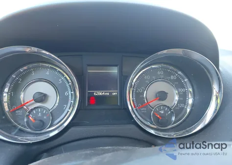 2015 Chrysler Town & Country Limited Platinum z USA, uszkodzony, nr VIN 2C4RC1GG5FR742710